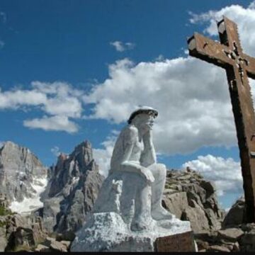 Trekking del Cristo Pensante delle Dolomiti 2017